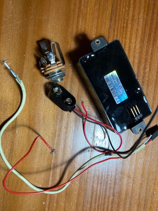 Pickup EMG 81 com cabos