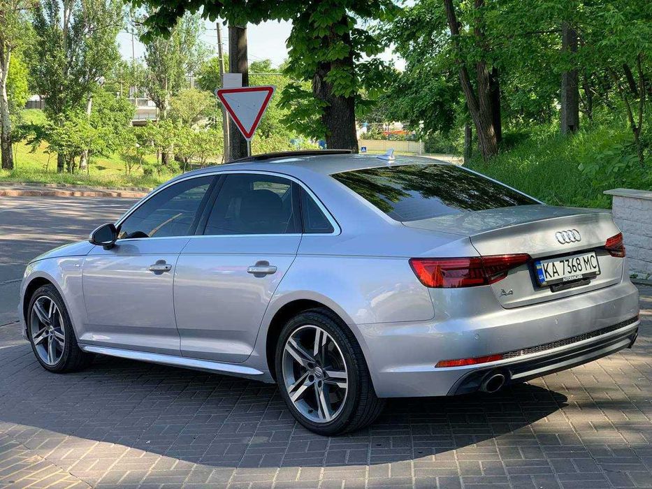 Продам AUDI A4 2016рік