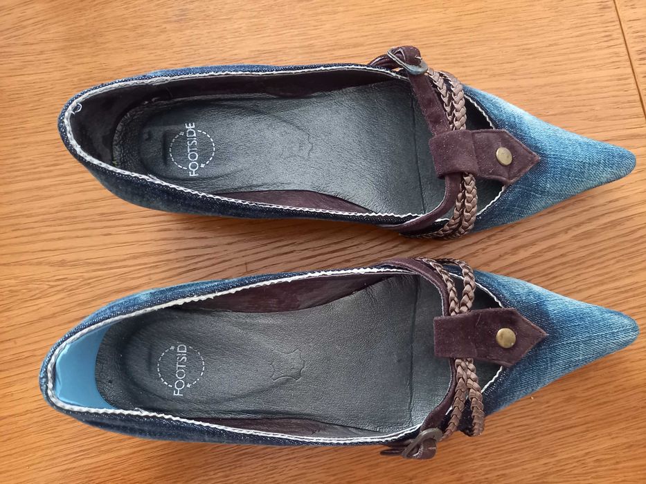 Sapatos de ganga rasos