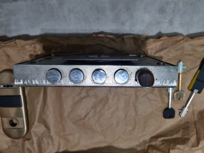 Fechadura Completa de Porta Dierre