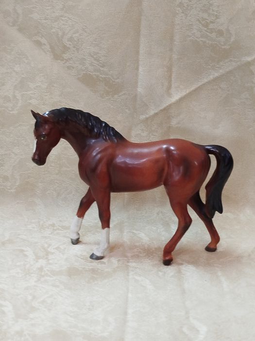 Figura em Porcelana