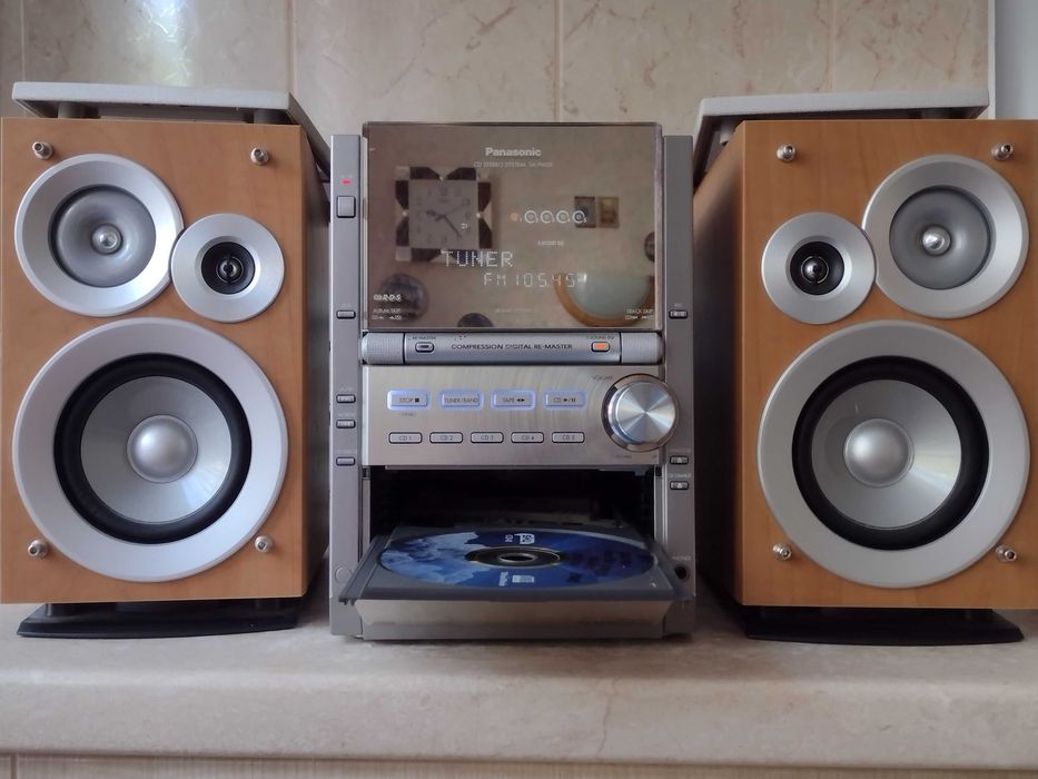 Муз центр PANASONIC SA-PM28  на один лоток. Видео