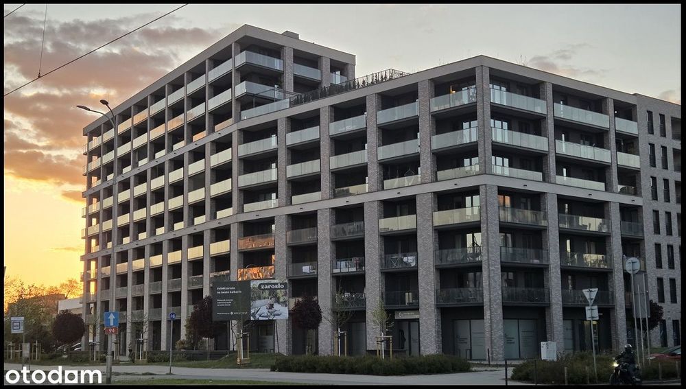 Wrocław-Krzyki-Apartament z tarasem, Salon 41m2, 2 miejsca parking.