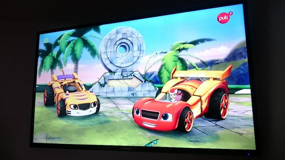 TV 55" Medion by Lenovo Group gwarancja 4K DVB-T2 WiFi internet smart