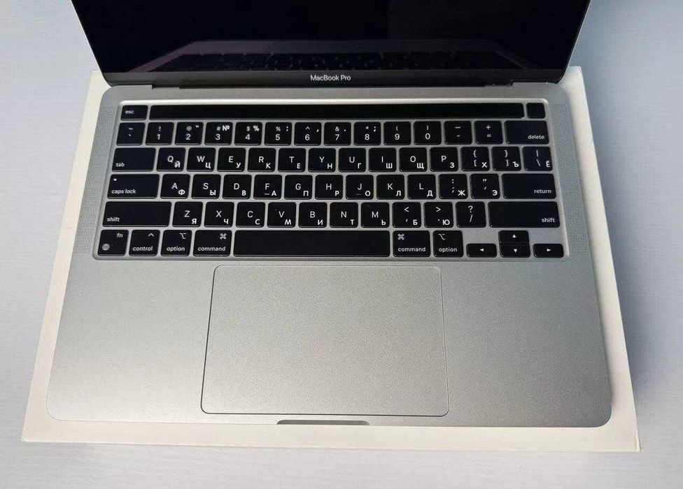 MacBook Pro 13 2022 M2 8Gb 256Gb