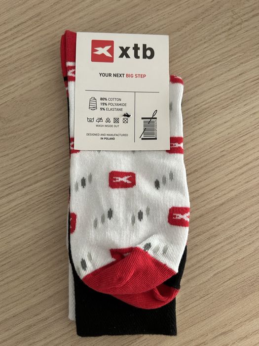 Zestaw inwestorski xtb - czapka z daszkiem i skarpety