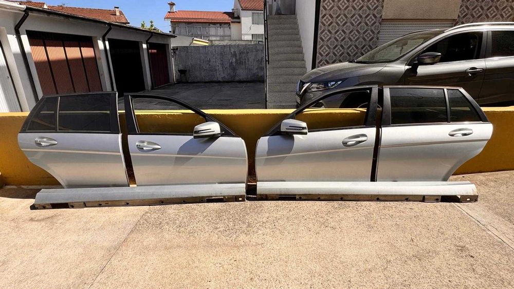 Material para Mercedes C220, W204, de 2014.