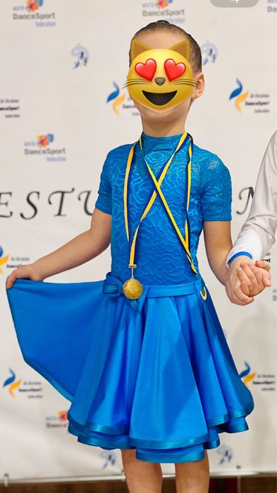 Сукня для бальних танців. Бейсік