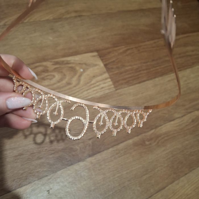 Обруч 9 років з рожевими каменями