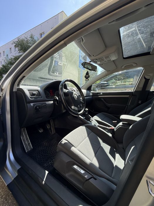 Golf 5 1.9 TDI pakiet GTI | Szyberdach | Zdrowa blacha | USZKODZONY SILNIK