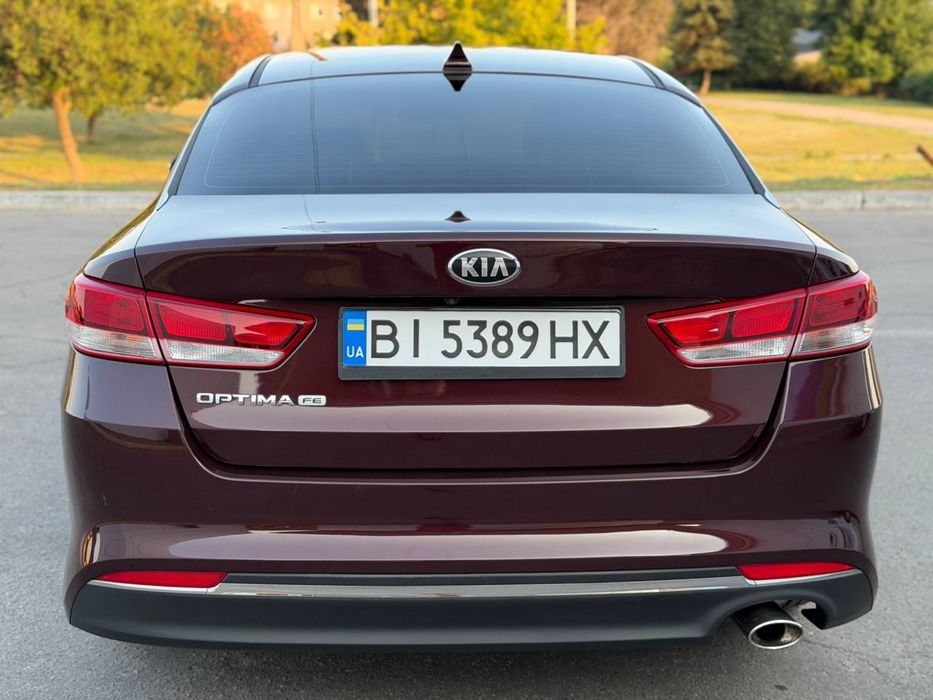 Продам власну KIA Optima 2017