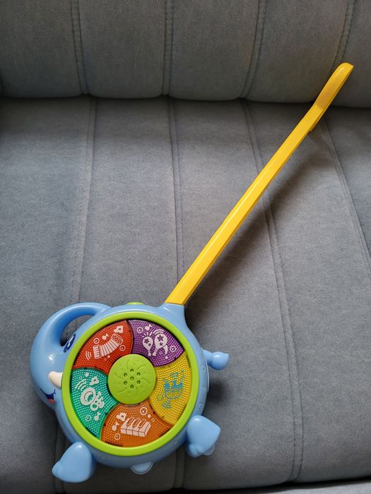 Słonik muzyczny pchacz/sorter firmy Dumel