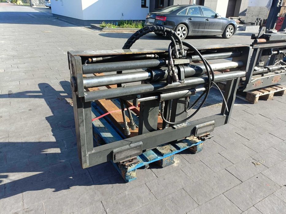 pozycjoner wideł  do wózka widłowego 5 ton