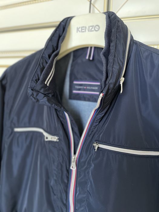 Куртка-бомбер Tommy Hilfiger, р. L (на M-L), синяя, б/у