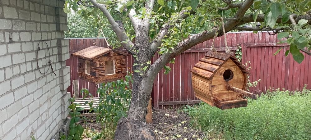 Годівничка для птахів