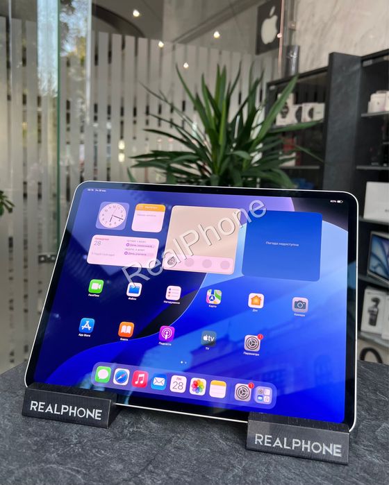 Планшет Apple iPad Pro 13 2024 WiFi + Cellular 512GB Silver (MVXV3)