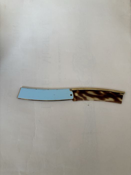 Kolekcjonerski składany grzebień VINTAGE – Emalia, kwiaty, retro