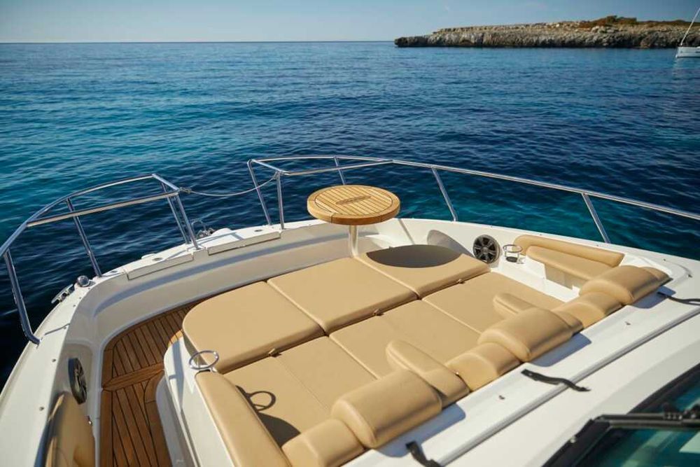 SEA RAY 320 SUNDANCER COUPE, STAN IDEALNY, 50 MTH, I WŁAŚCICIEL, F-RA VAT!