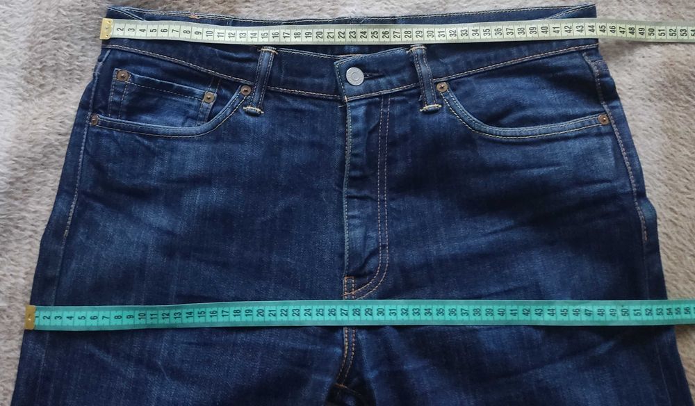 Продам мужские (унисекс ) джинсы levis w36-l34 скинни маломерят)