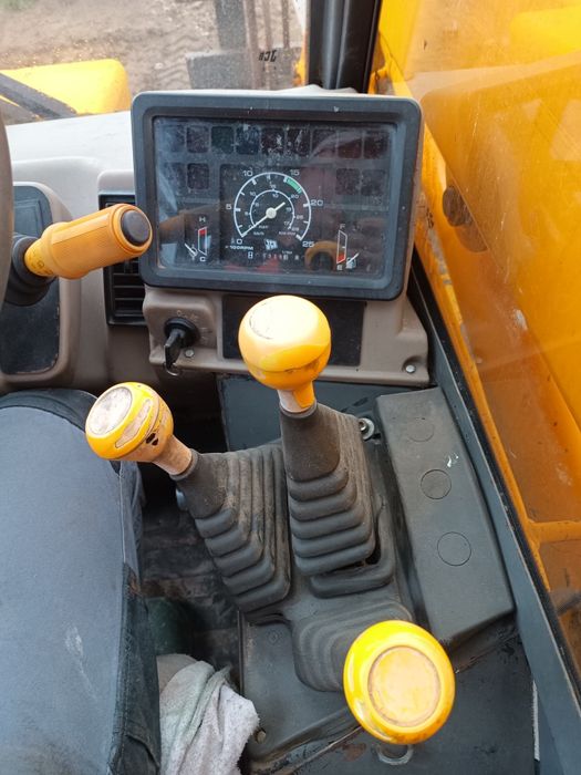 Ładowarka teleskopowa JCB 520 oborowa nie JCB 525 Manitou