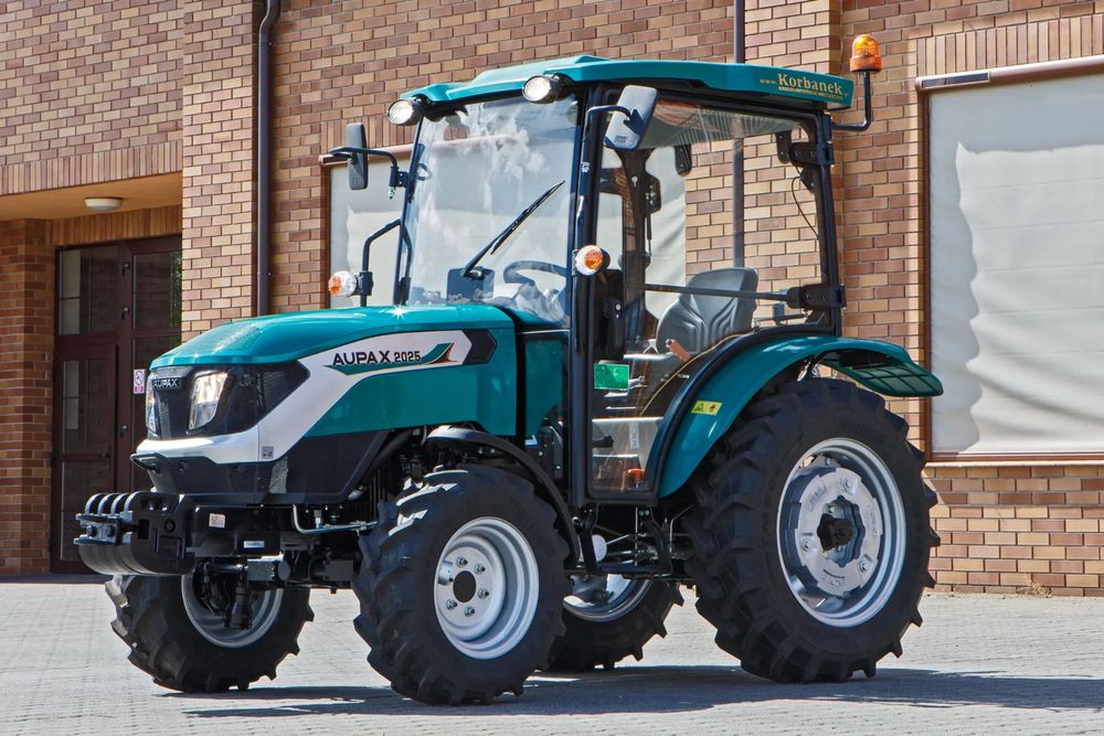 Aupax 2025  Ciągnik 25 KM Aupax 2025 Stage V z napędem 4x4 od ręki 7 LAT GWARANCJI