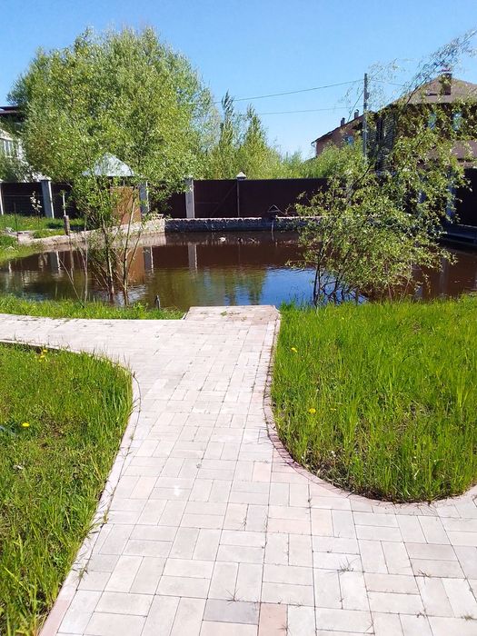 Продається коттедж,Нові Петрівці.Польовий.Новий,ніхто не жив.Моноліт.