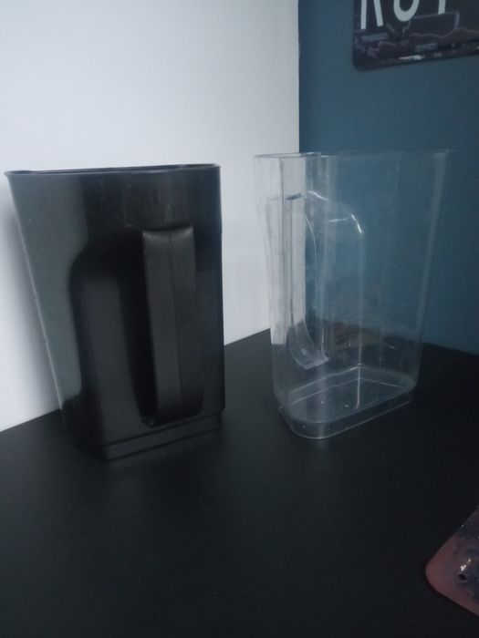 2 pojemniki do sokowirowki eldom