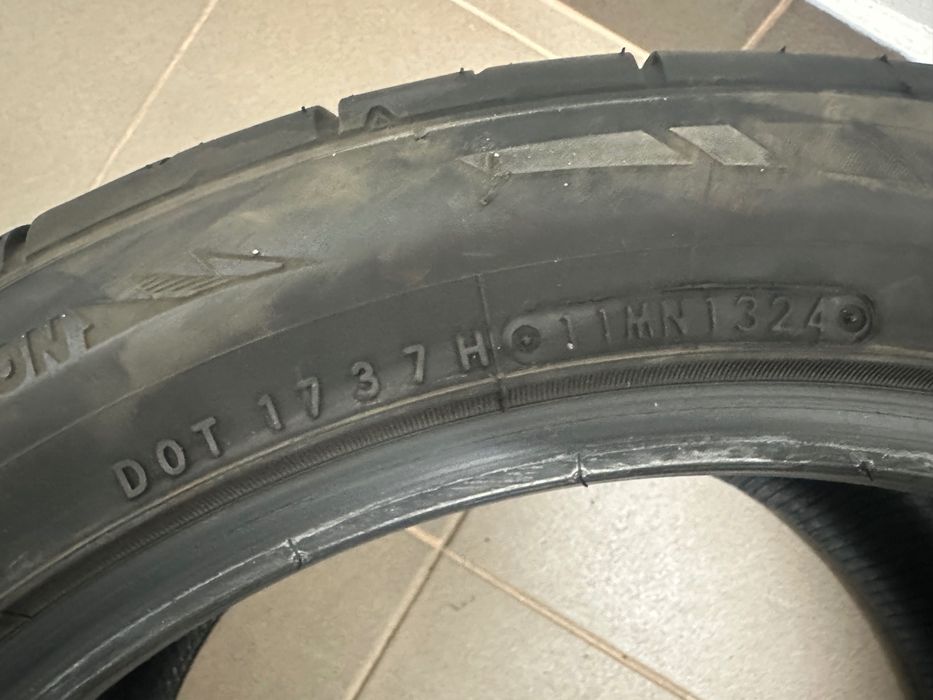 Opony Nitto NT555 G2 2 275/40 r18 2szt