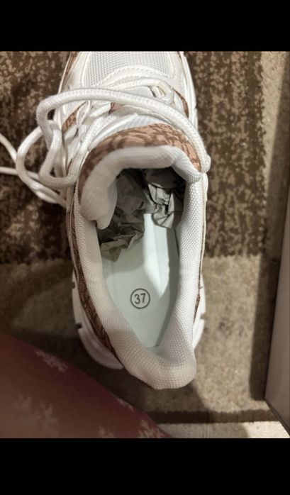Tenis NOVOS nunca usados