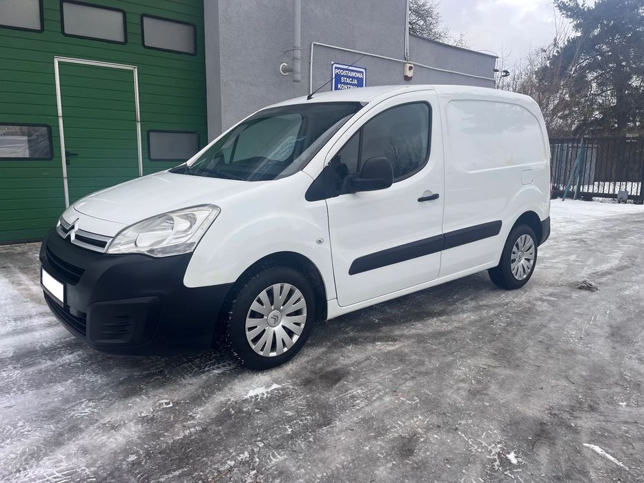 Citroën Berlingo  1,6 HDI 90 KM klima tempomat 3 os boczne drzwi jak Partner F Vat