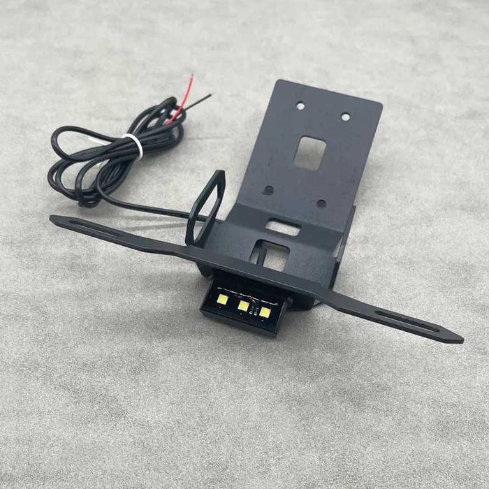 Suporte de Matrícula com Luz LED para Kawasaki Z1000SX de 2020 a 2021