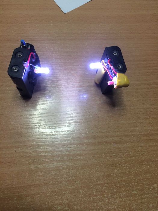 Вечная "свечка" Фонарь экономичный Работает пол года от одних батареек