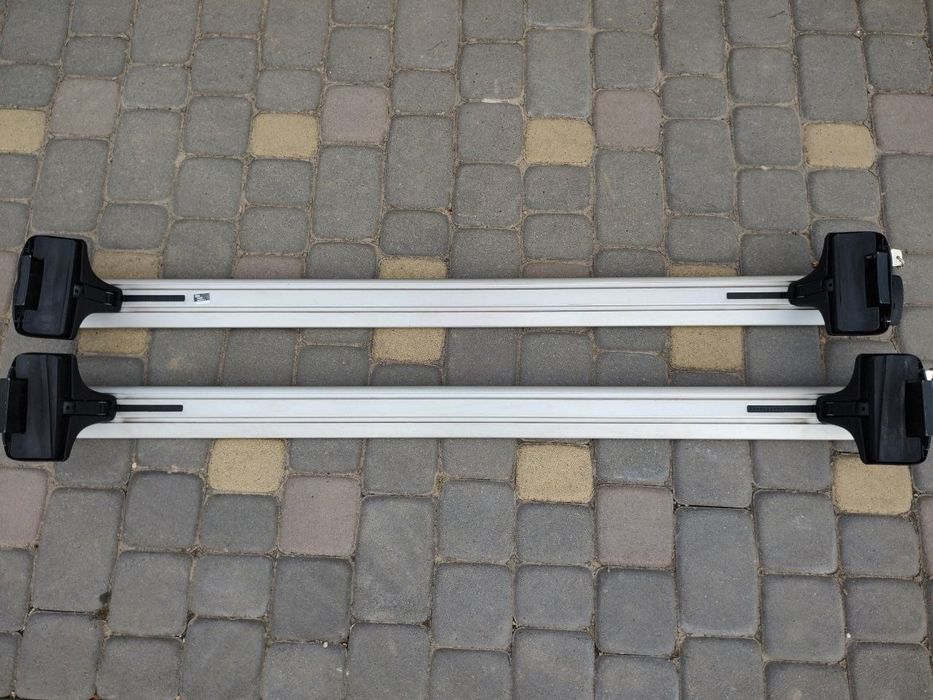 Багажник на інтегровані релінги Thule Edge Wingbar