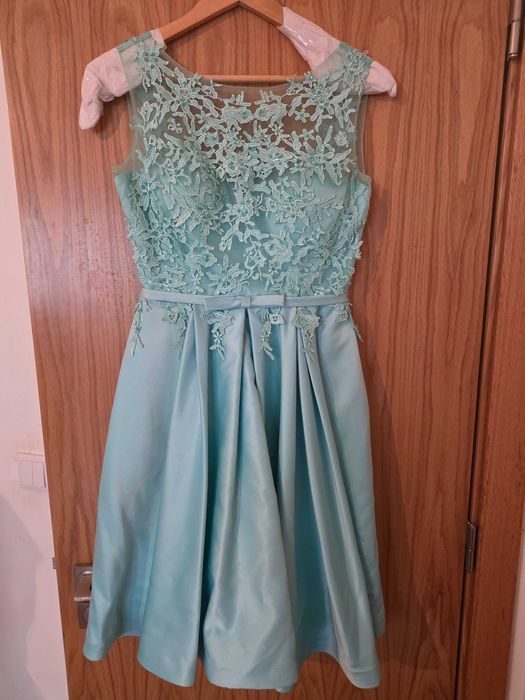 Vestido de cerimónia tamanho M