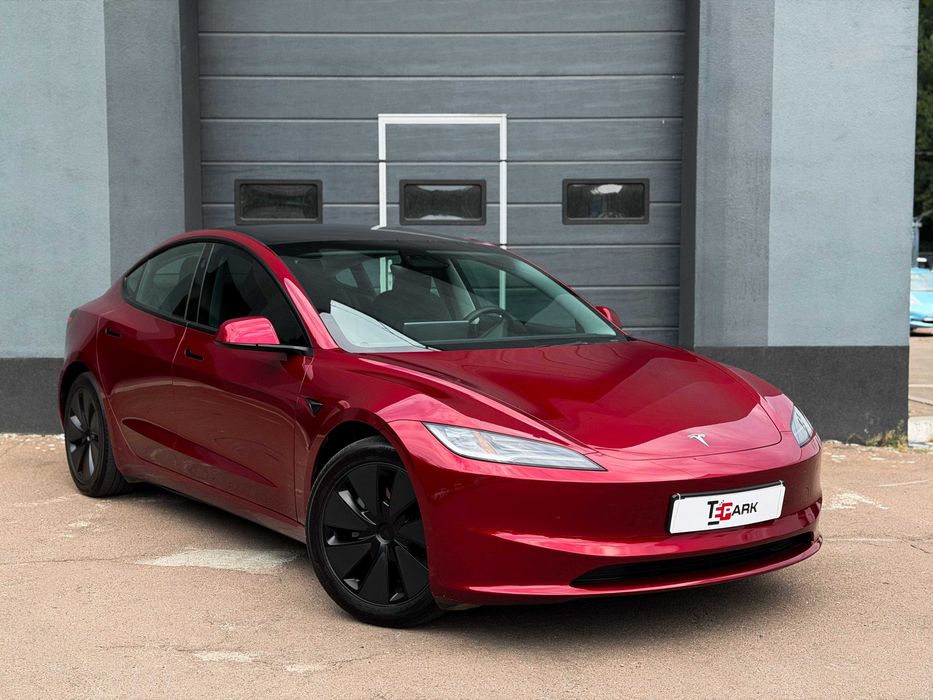 Tesla Model 3 Standard LFP Highland 2024 р.в.