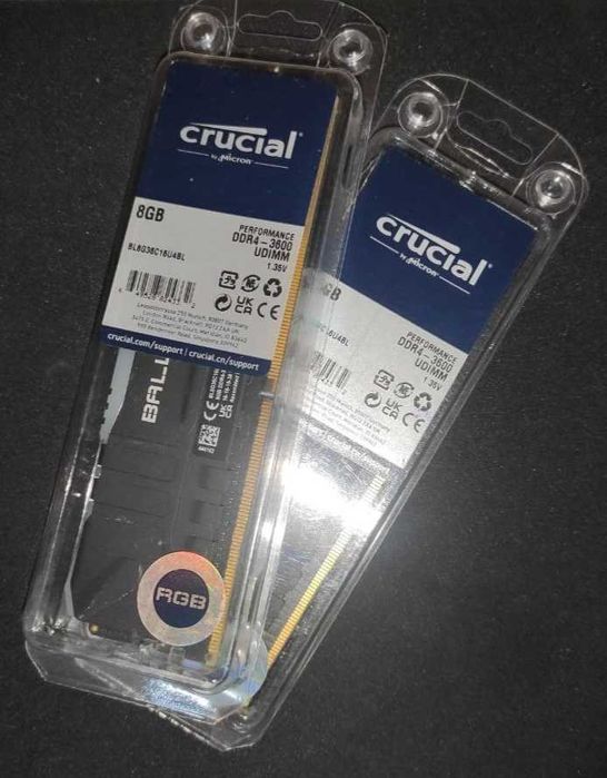Оперативна пам'ять Crucial 8 GB DDR4 3600 MHz Ballistix Black