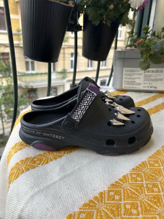Crocs X Marvel Black Panther