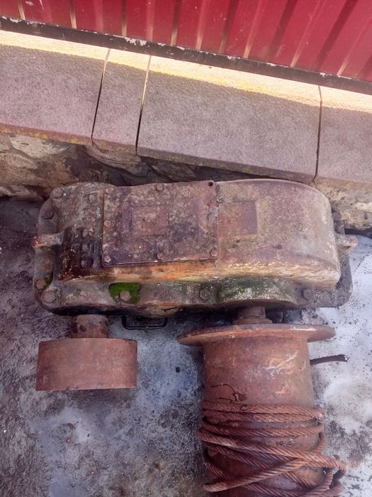 Лебітка тельферна