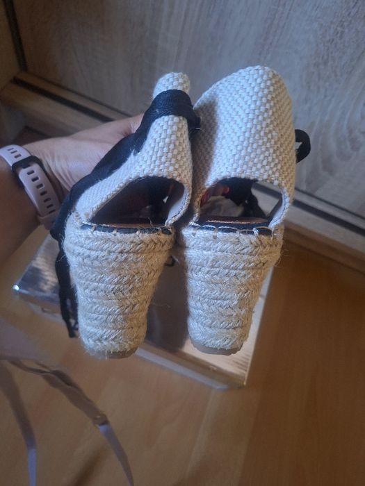 Nowe buty na koturnie espadryle rozmiar 41