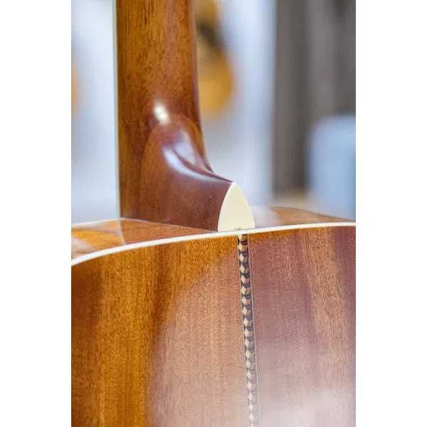 Washburn D10SCE (Preamp Fishman)  - COMO NOVA