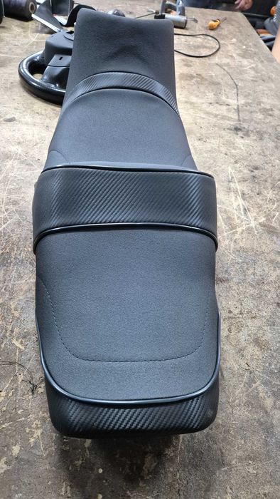 Cela Fzx 750 personalizada