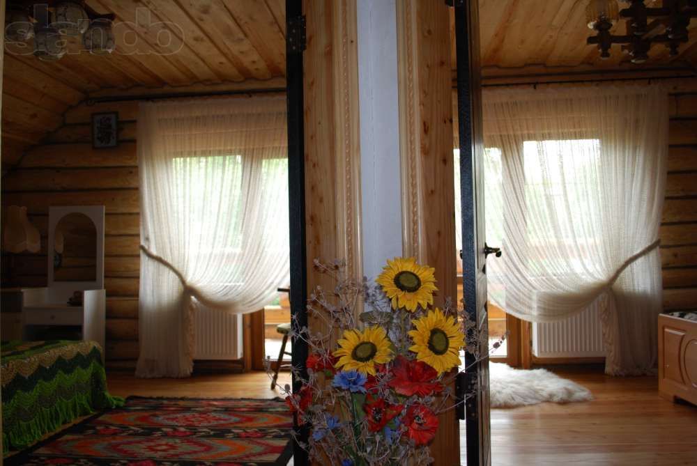 аренда деревяного зруба біля Свято-Успенскої Почаївської Лаври