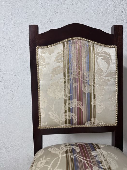 Cadeira sala quarto estofada branca creme antiga vintage