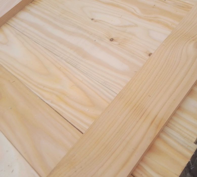 Modrzew - Nowa deska podłogowa 1200 mm