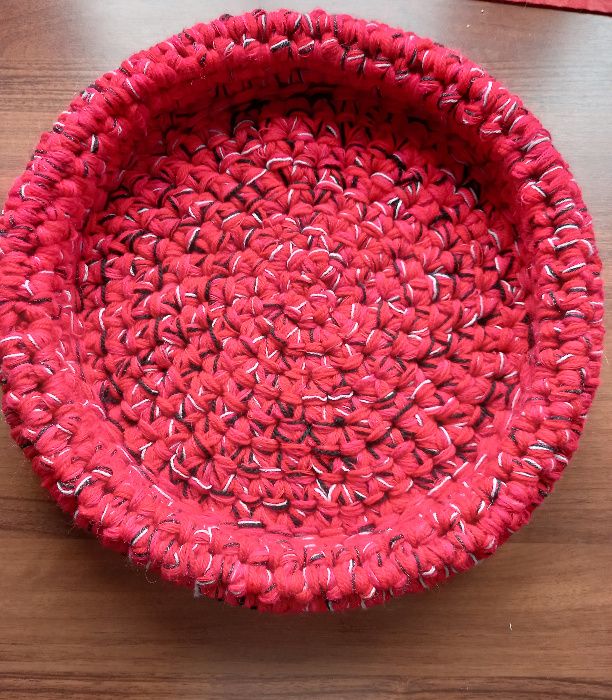 legowisko dla kota psa koszyk włóczka 40/8 cm