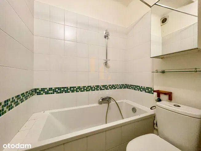 2500 PLN, 2 pokoje, metro Racławicka, bezpośrednio od właściciela.