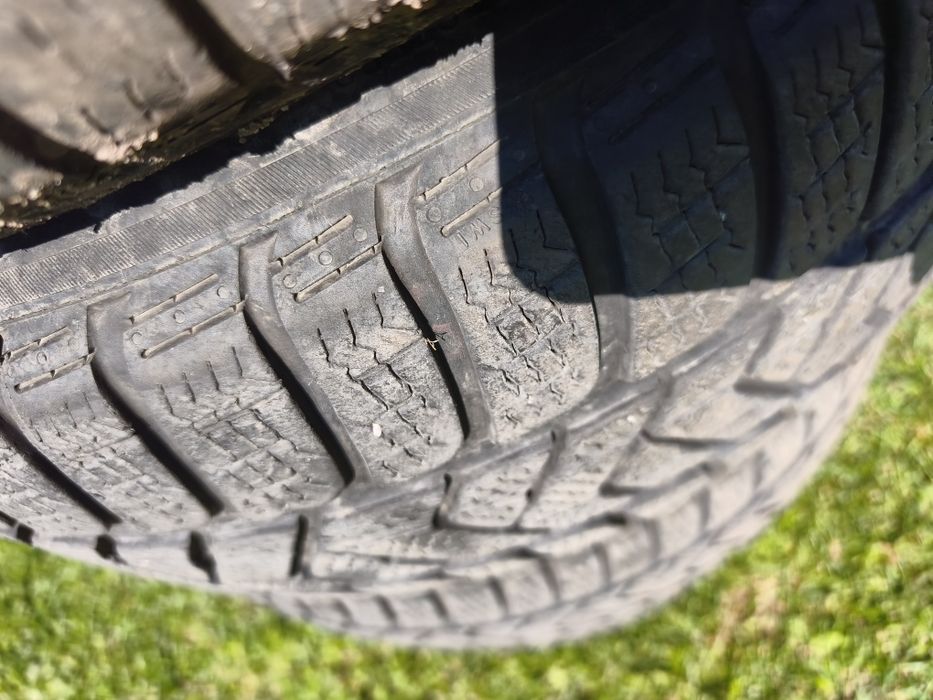 Opony zimowe Pirelli 215/55 r17