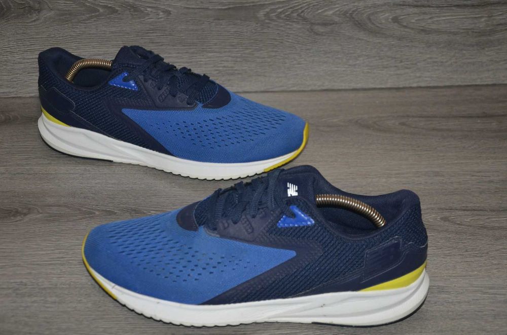 Пр45одам кросівки Фірма New Balance.