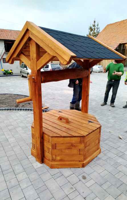 Studnia ogrodowa obudowa studni