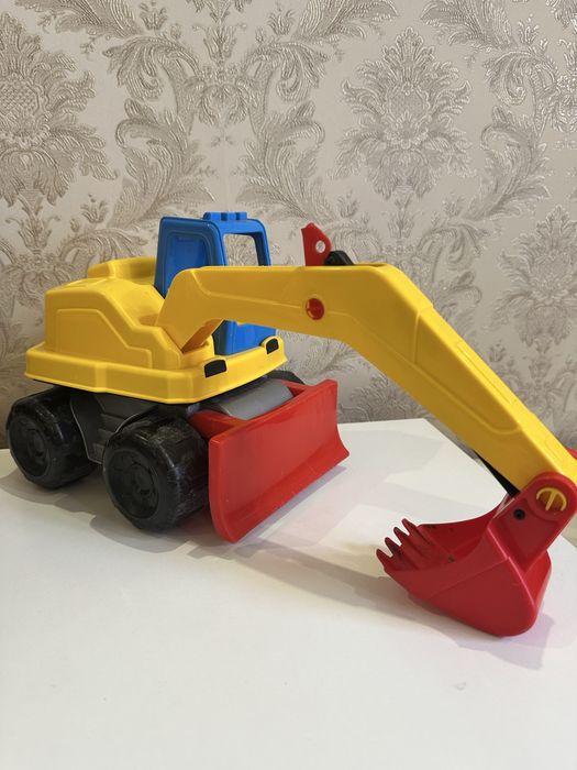 Іграшки будівельна техніка
